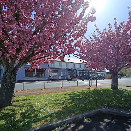 Le Relais Du Velors Hotel Beaumont-en-Véron Eksteriør billede