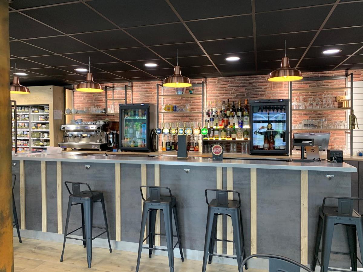 Le Relais Du Velors Hotel Beaumont-en-Véron Eksteriør billede